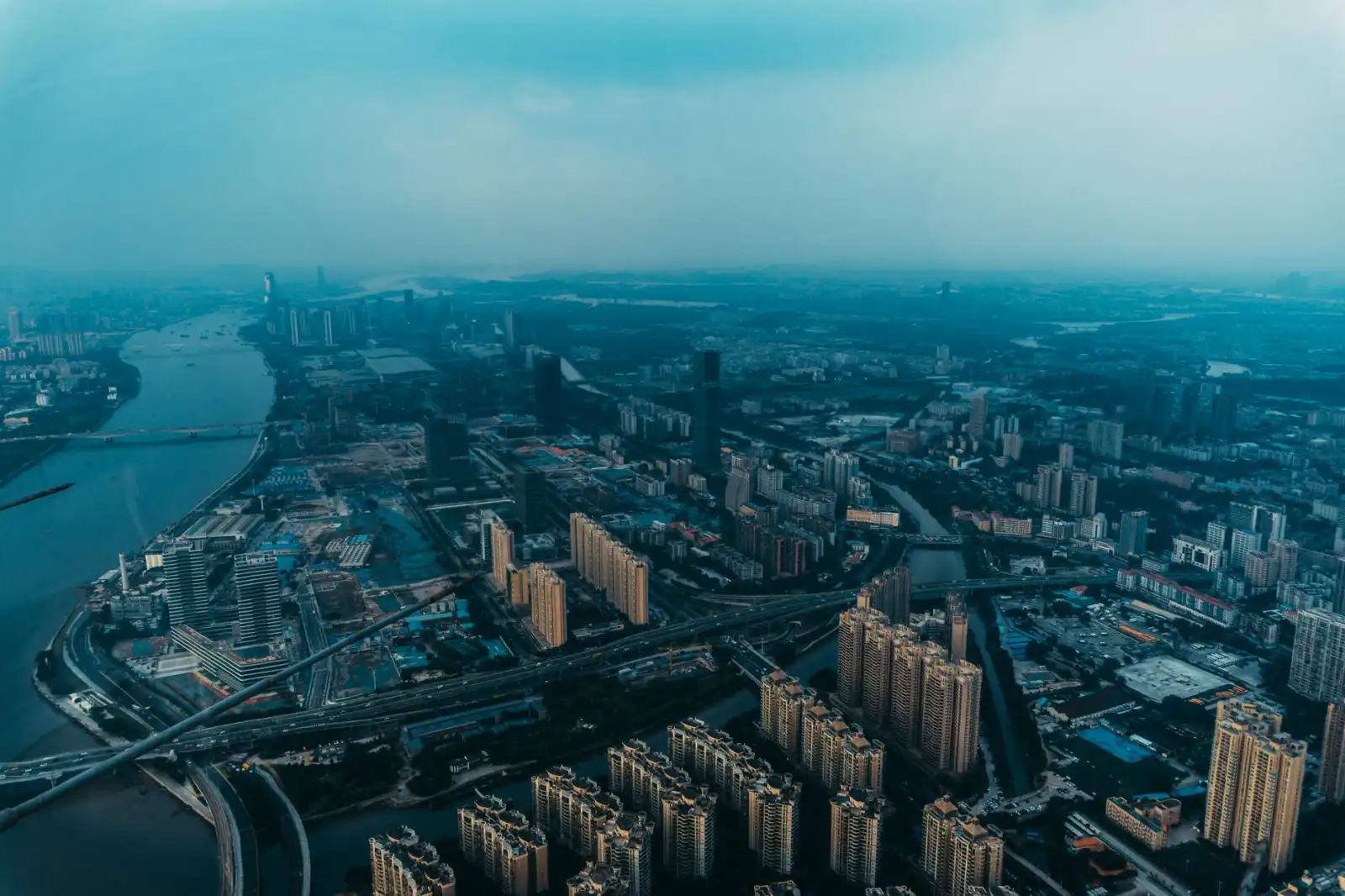 2025年湖北广告设计行业技术升级趋势与VI策划新方向