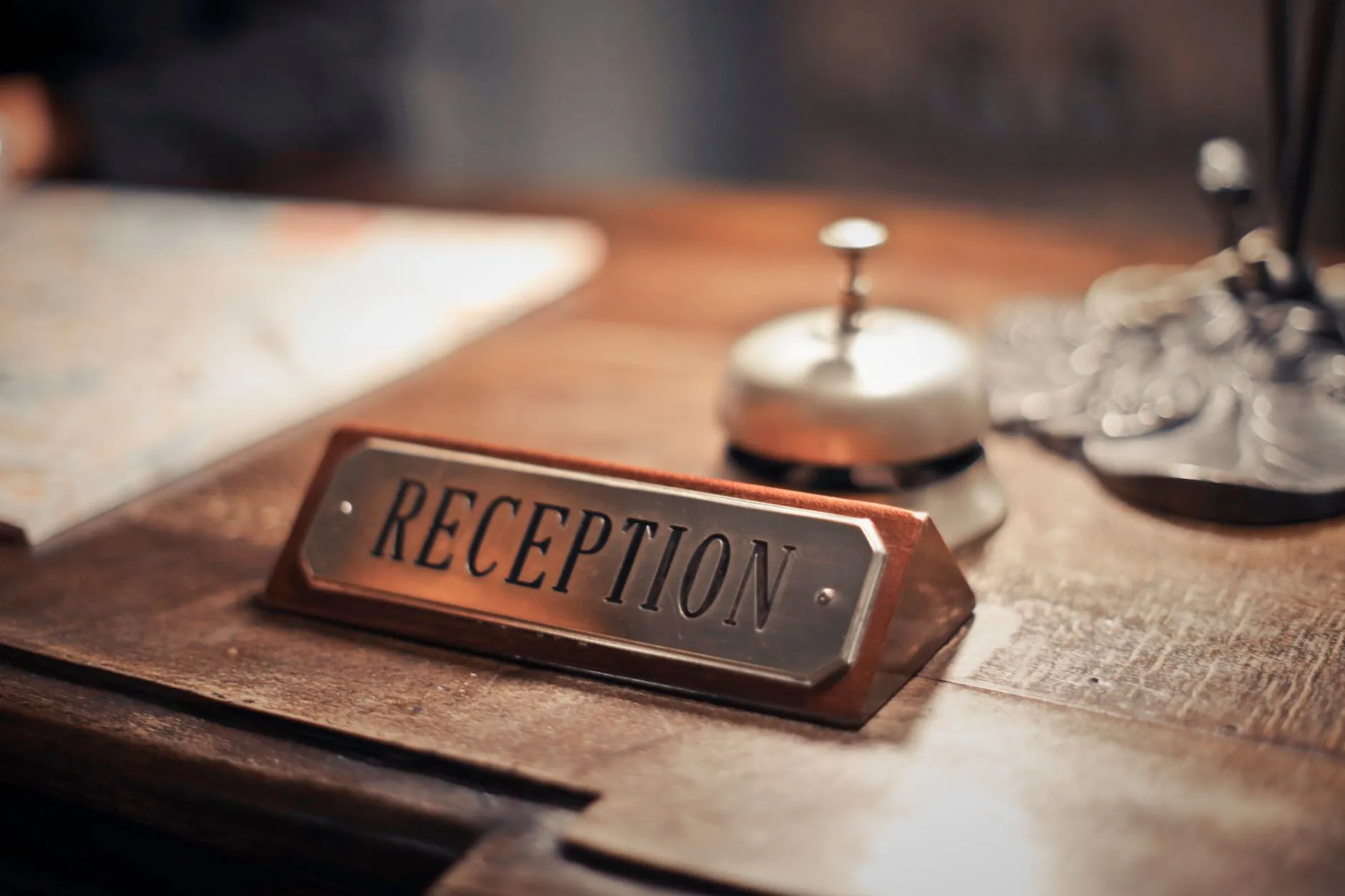 华中地区品牌VI设计趋势与视觉识别系统建设要点分析