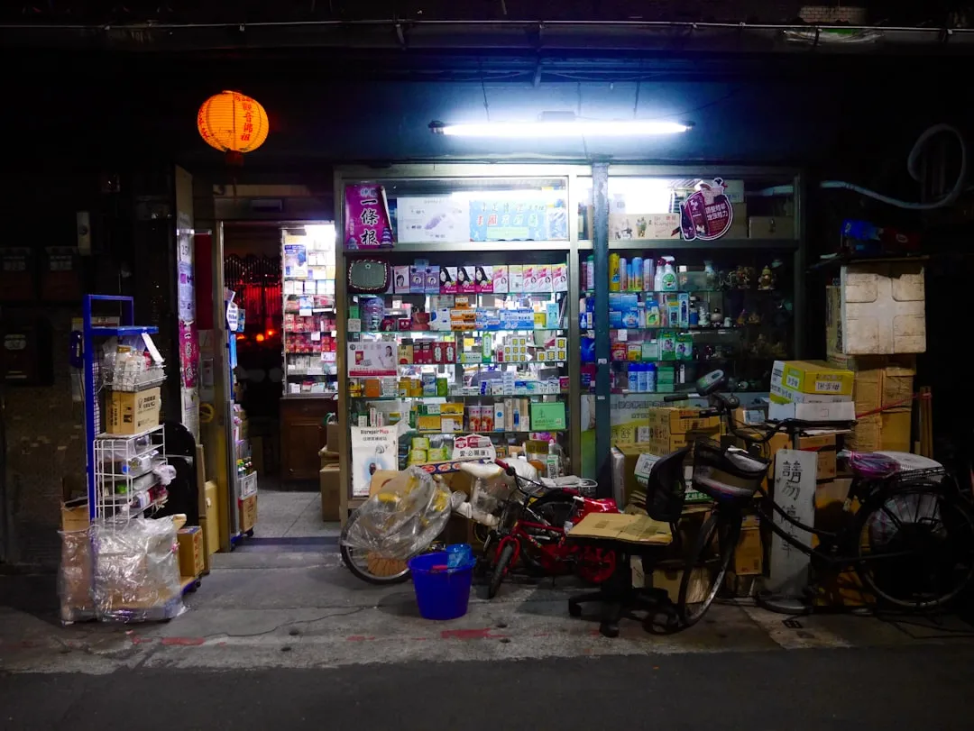 广告设计与品牌VI策划：欣富霆如何为华中企业构建统一视觉系统