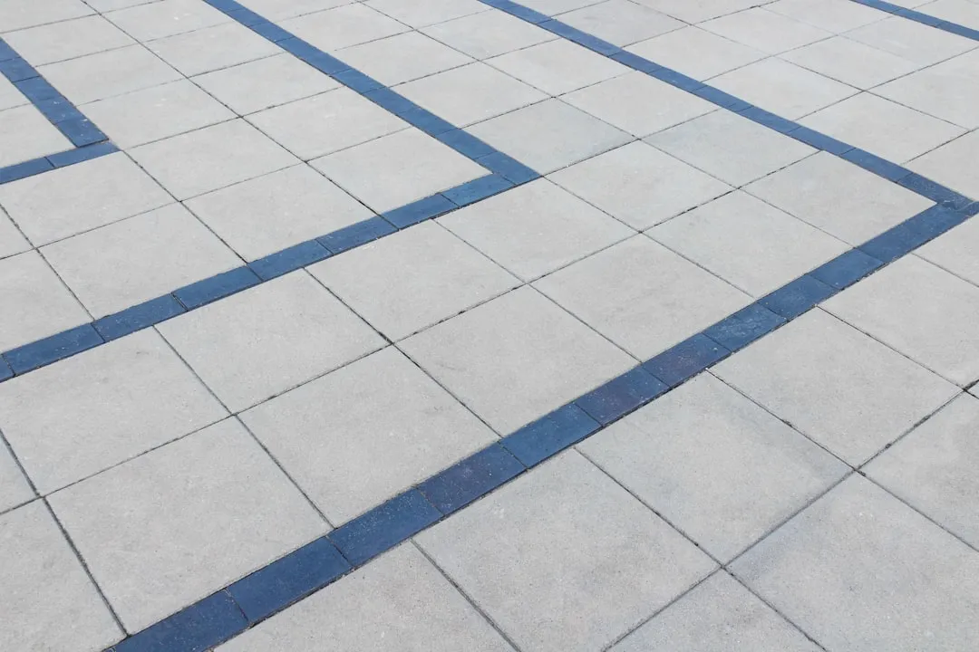 企业VI系统建设指南：品牌视觉识别设计的核心要素与实施步骤