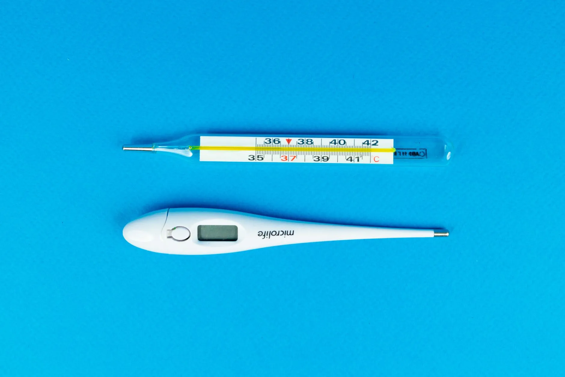 企业画册设计中的视觉系统应用及质量管控要点