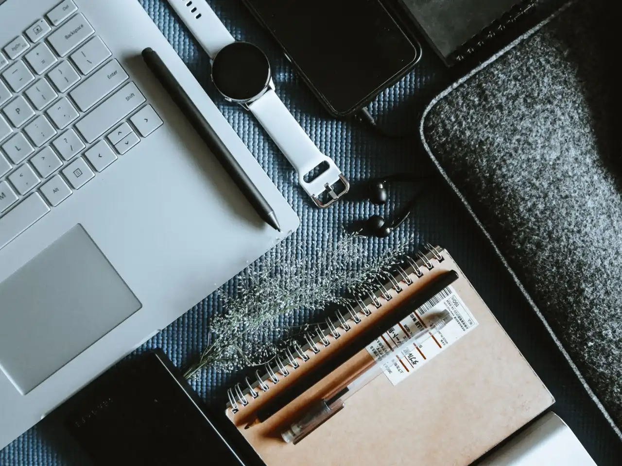 华中地区企业品牌VI视觉系统设计要点与实施流程解析