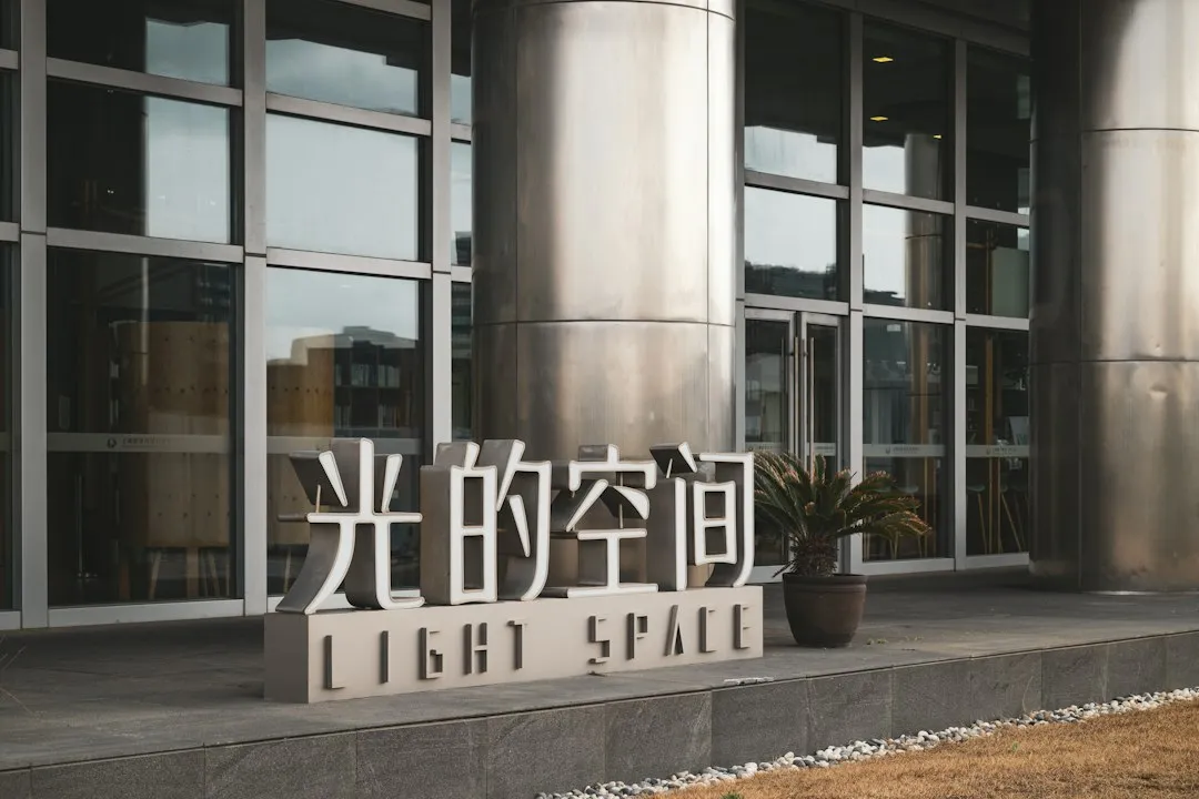 广告画册设计生产工艺流程及质量管控关键环节解析